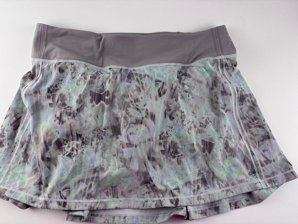 Lululemon Pace Rival Skort Size 8 Gray Mint Floral Tennis Golf Running